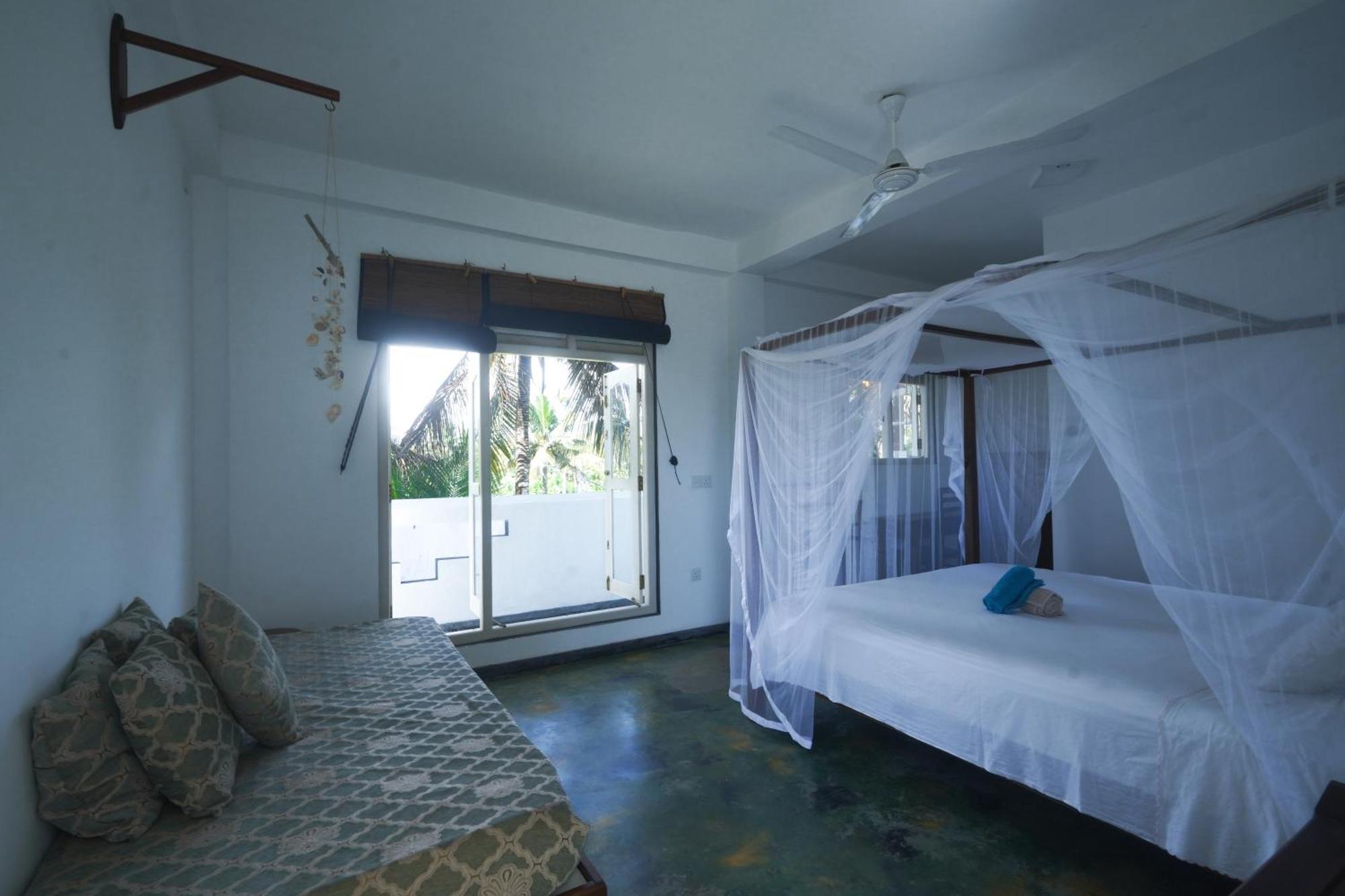 Bed and Breakfast Casa Tharin Madiha Matara Exterior foto